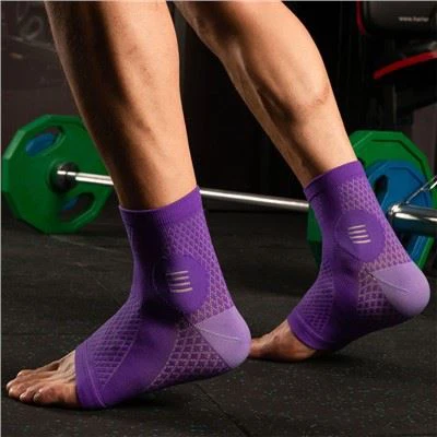 Чорапи с компресионен ръкав за глезена